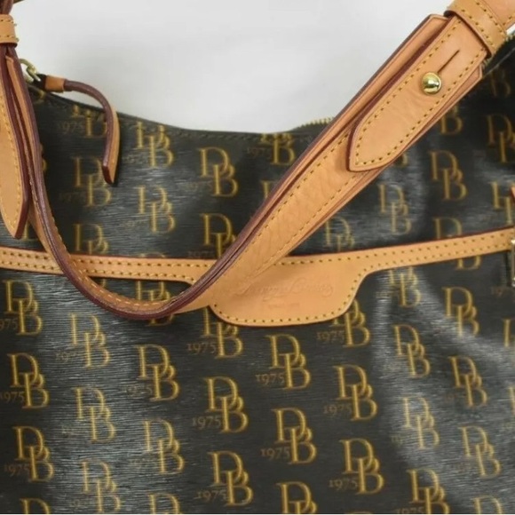Authentic Excellent Condition Dooney & Bourke Collin’s Bag beautiful vintage - Picture 4 of 9